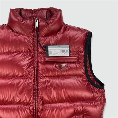 prada puffer gilet.